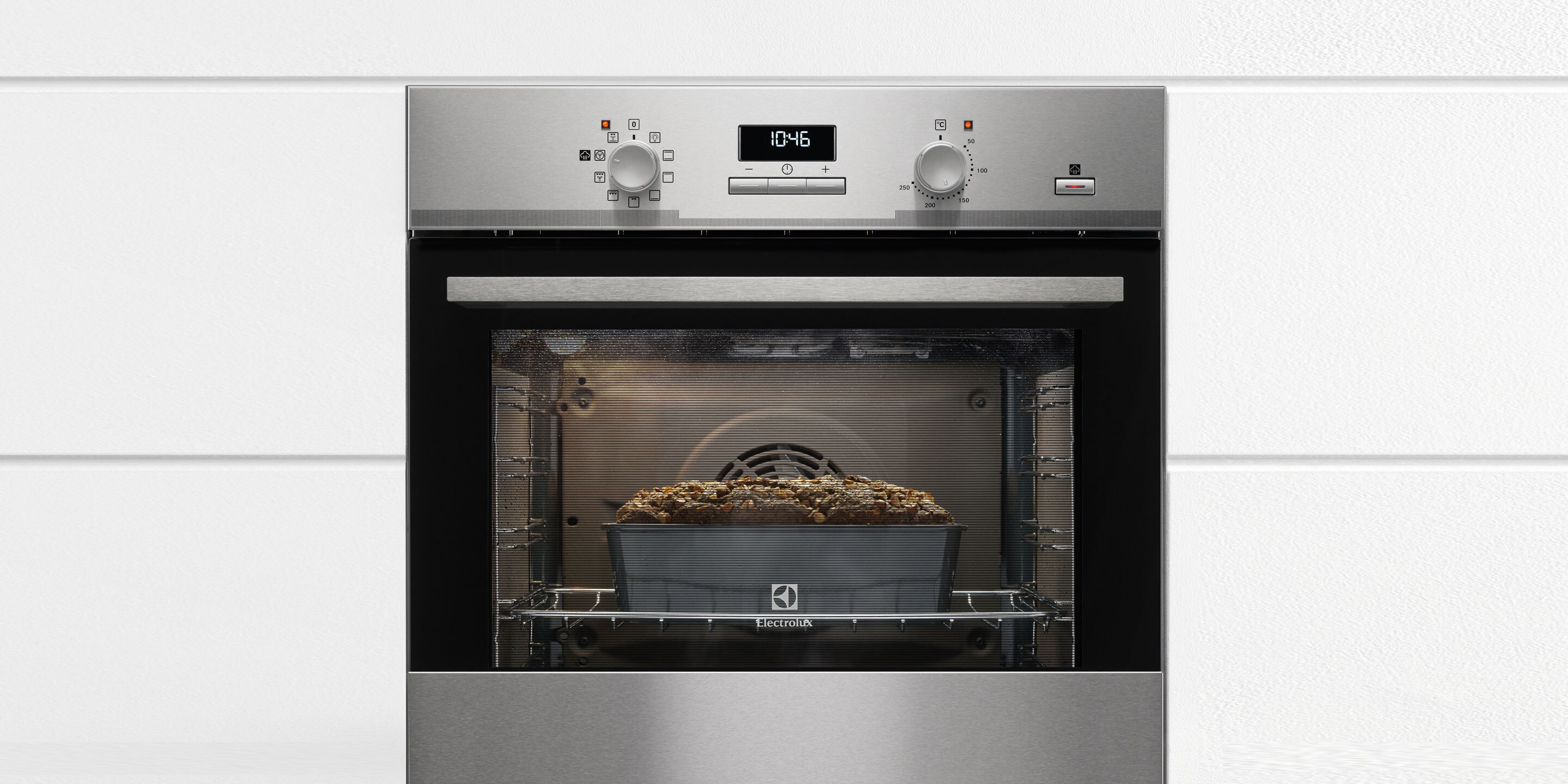 Der bages brød i Electrolux-ovnen