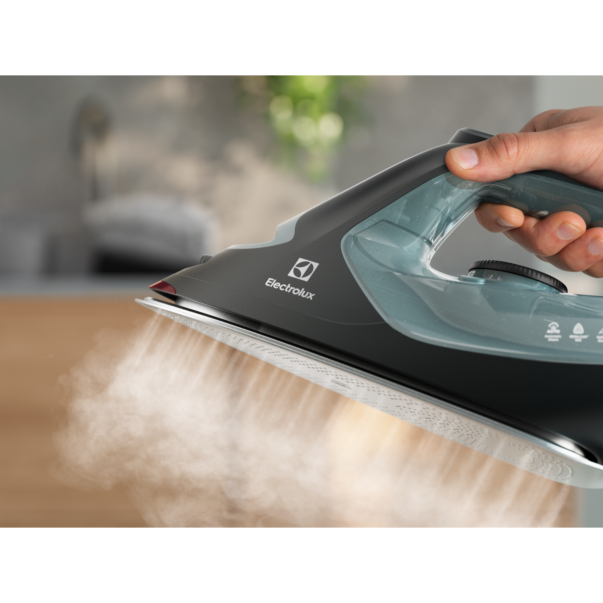 Electrolux - Dampstrygejern - E7SI2-6OG