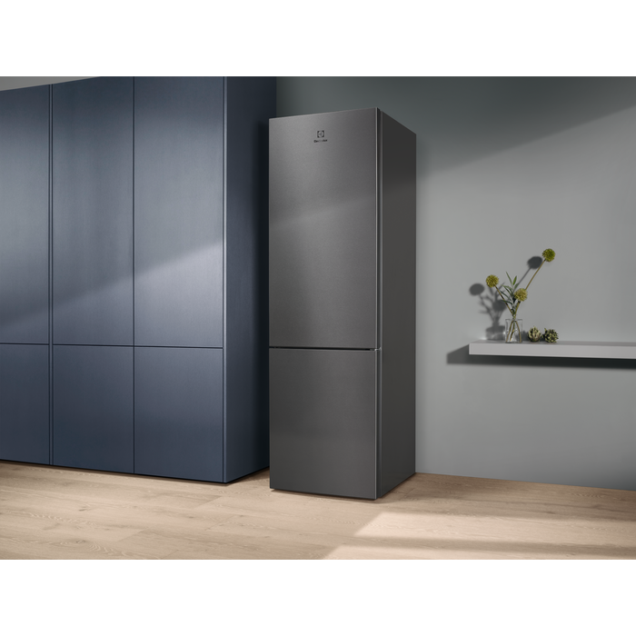 Electrolux - Køle-/fryseskab - LNT5ME36U1