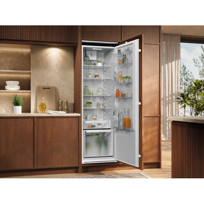 Electrolux - Integreret køleskab - ERD6DE18S1