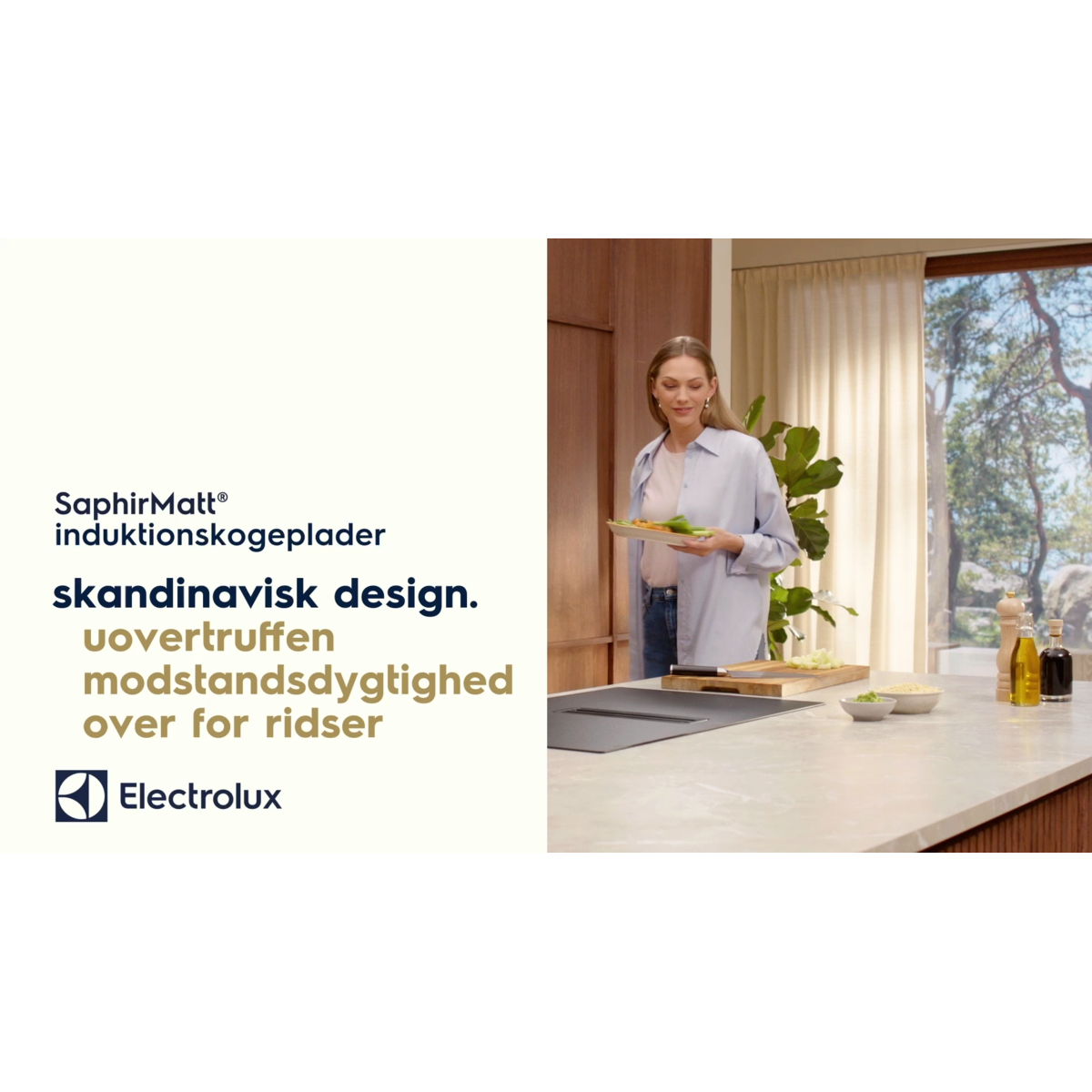 Electrolux - Induktionskogeplade m/integreret emhætte - Y84CC440CZ
