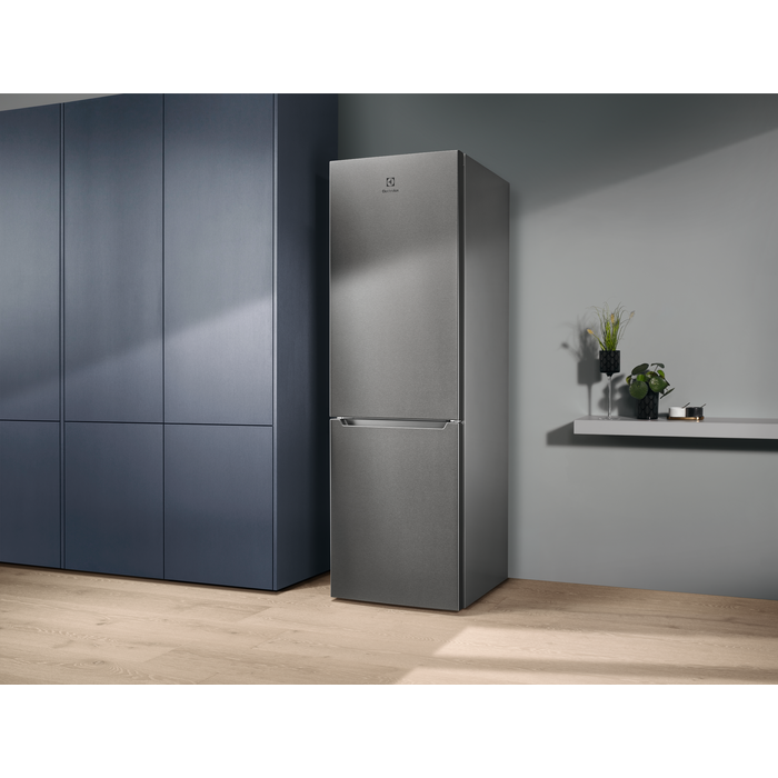 Electrolux - Køle-/fryseskab - KNB1LE34XR