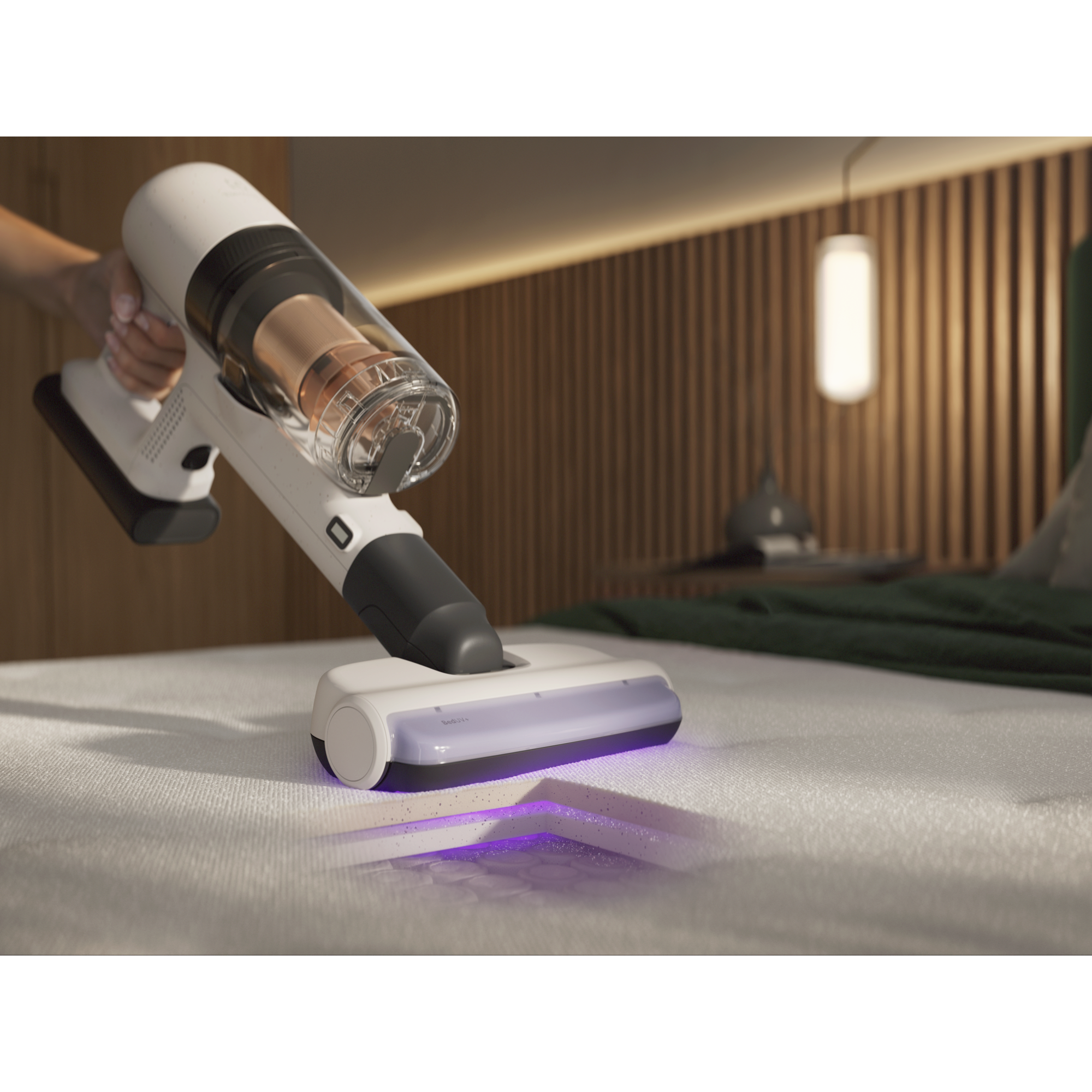 BedUV+ nozzle providing deep cleaning for upholstery, mattresses, and carpets.
