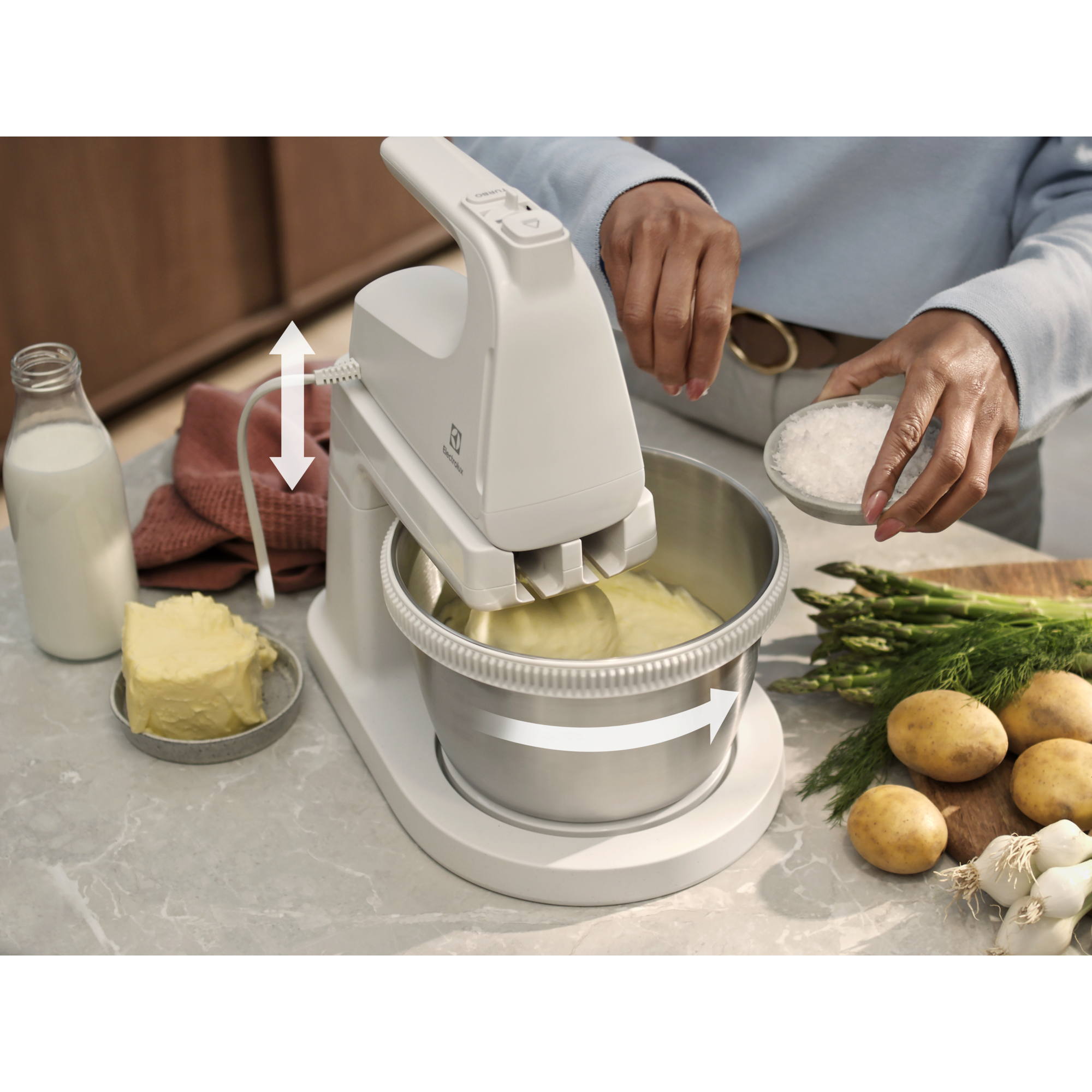 Electrolux - Håndmikser - ESM4B