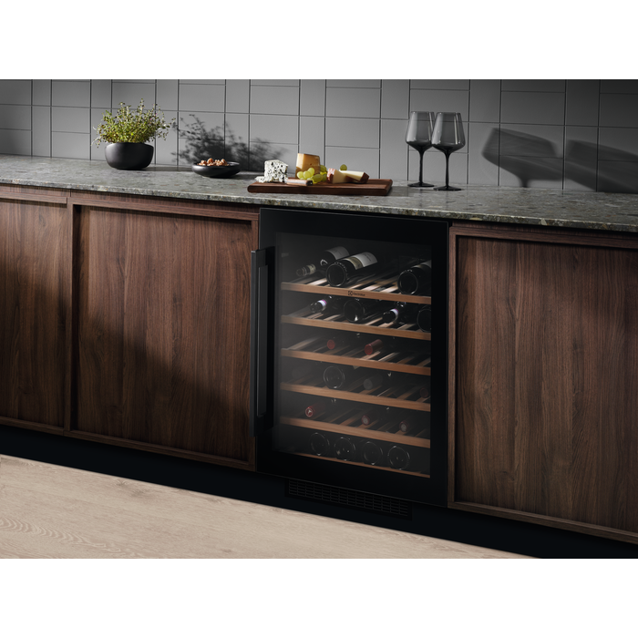 Electrolux - Vinkøleskabe - EWUS052B5B