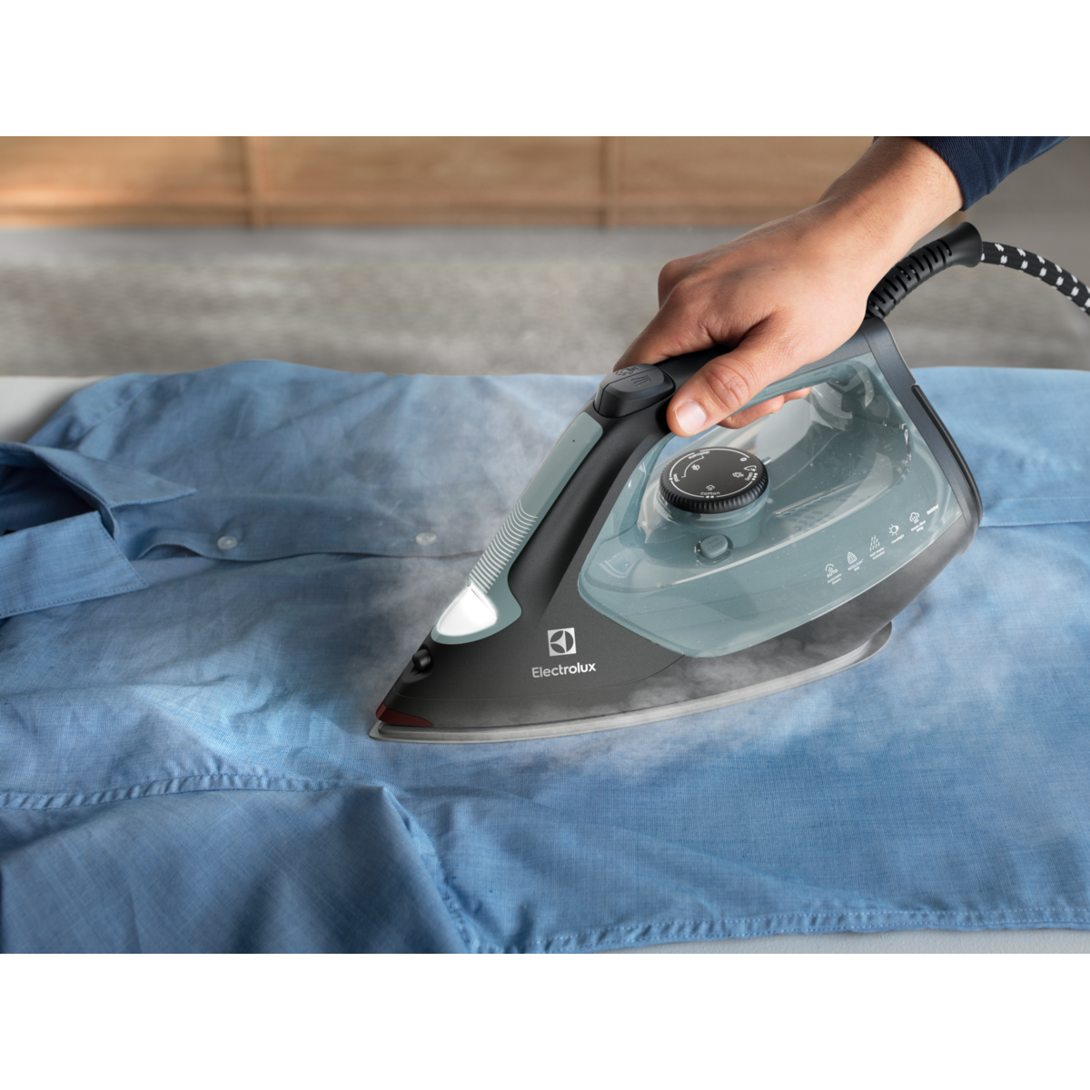 Electrolux - Dampstrygejern - E7SI2-6OG