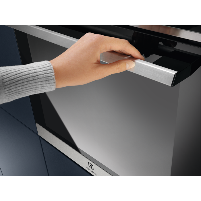 Electrolux - Indbygningsovn - Y6POD57X