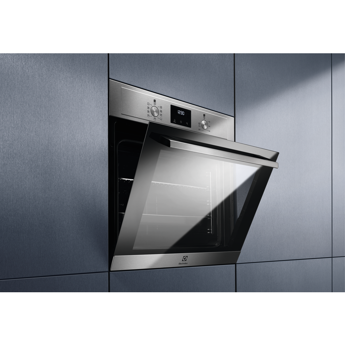 Electrolux - Indbygningsovn - COB400X