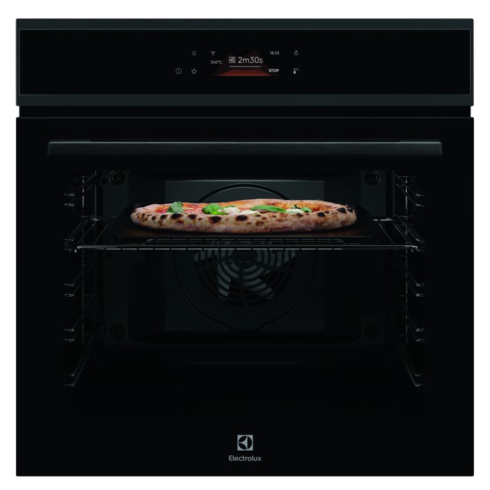 Electrolux 700 MealAssist m/PizzaExpert Varmluftsovn COP905B