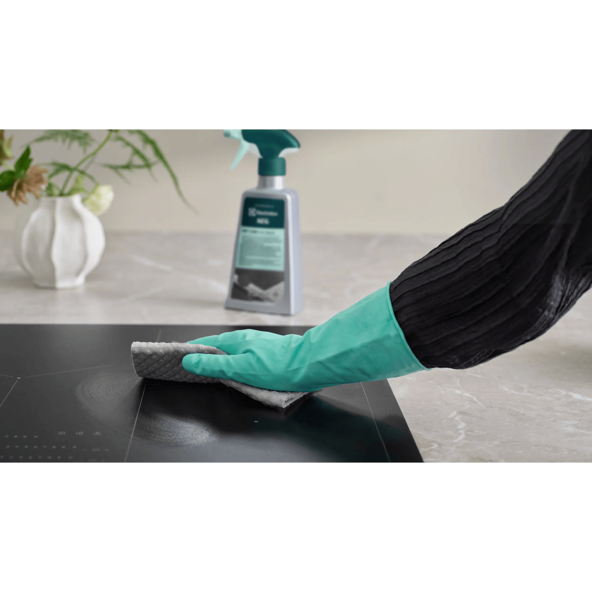 Dedicated cleaning and care for hobs.