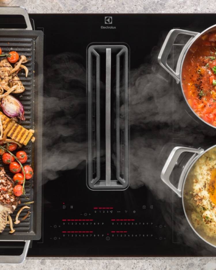 Mount Vesuv Forbindelse kranium Købsguide - find den rette induktionskogeoplade med integreret emhætte |  Electrolux