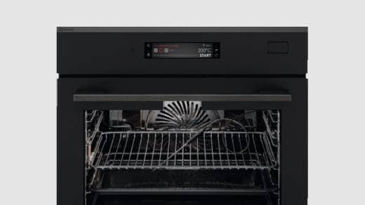 Matte Black-ovn fra Electrolux