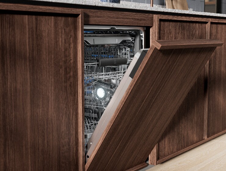 Halvåben opvaskemaskine.